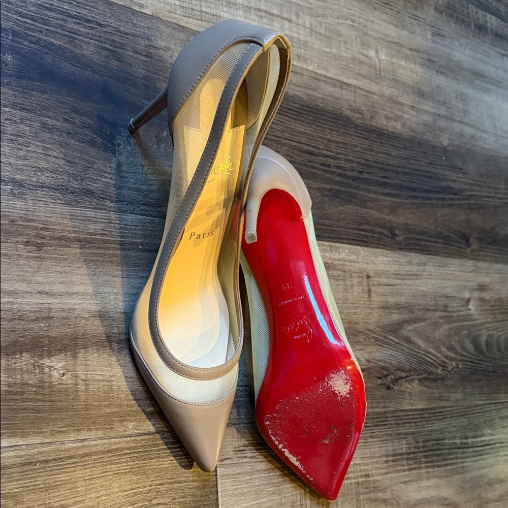 Red bottom excellent condition worn once size 39 - Picture 2 of 4